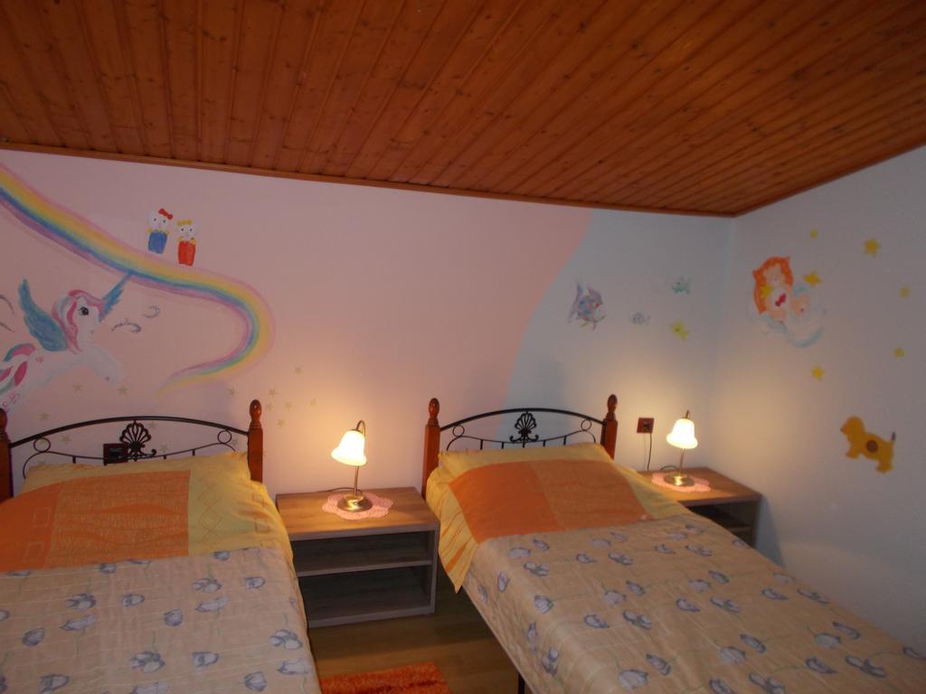 Apartments Sara Labin  Extérieur photo